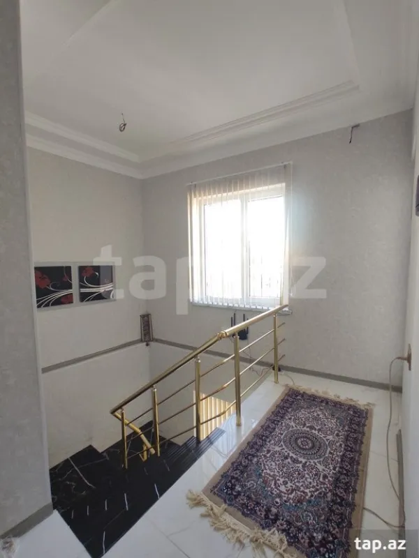 Satılır 4 otaqlı həyət evi
