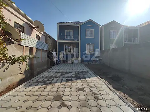 Satılır 4 otaqlı həyət evi