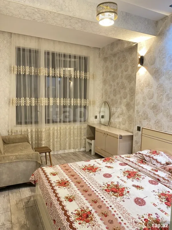 Kirayə verilir 3 otaqlı yeni tikili 60 m²