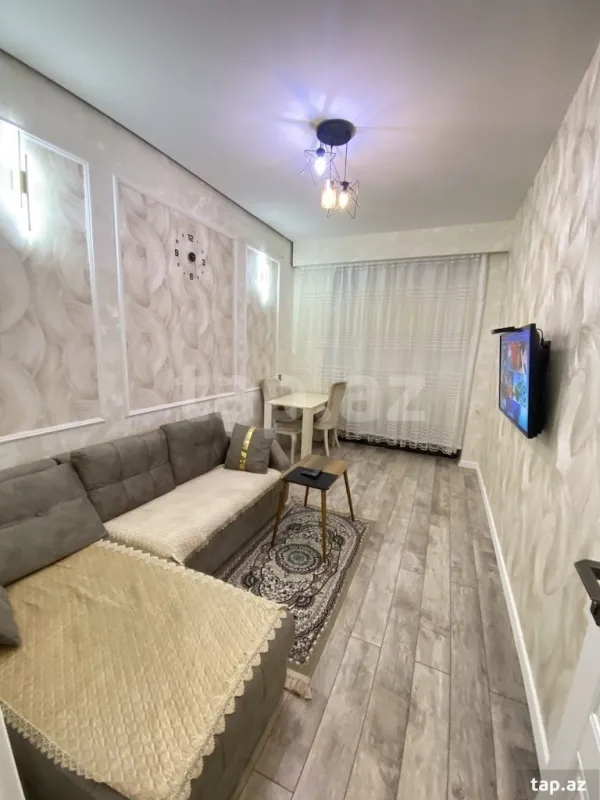 Kirayə verilir 3 otaqlı yeni tikili 60 m²