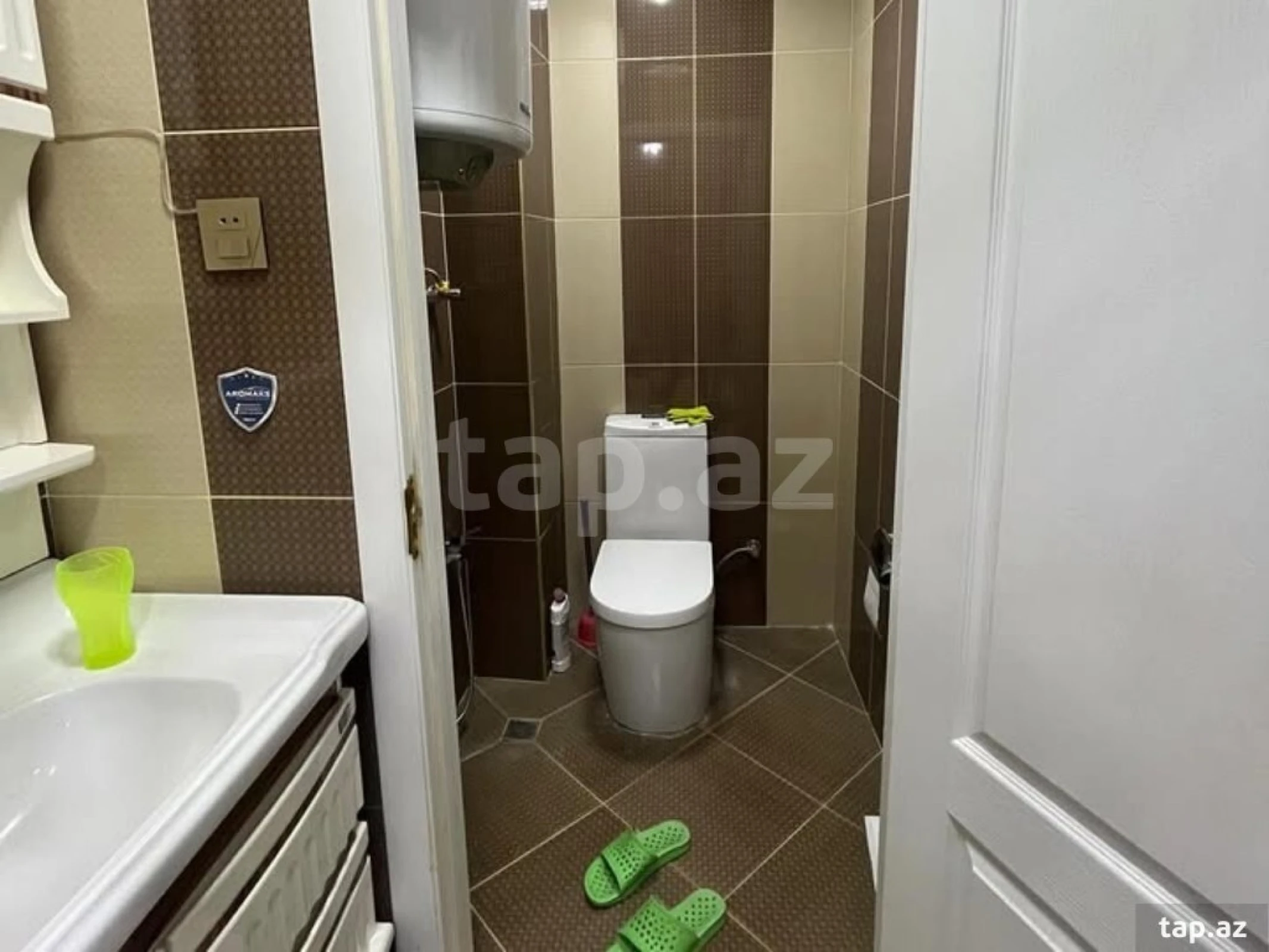 Satılır 3 otaqlı yeni tikili 120 m²