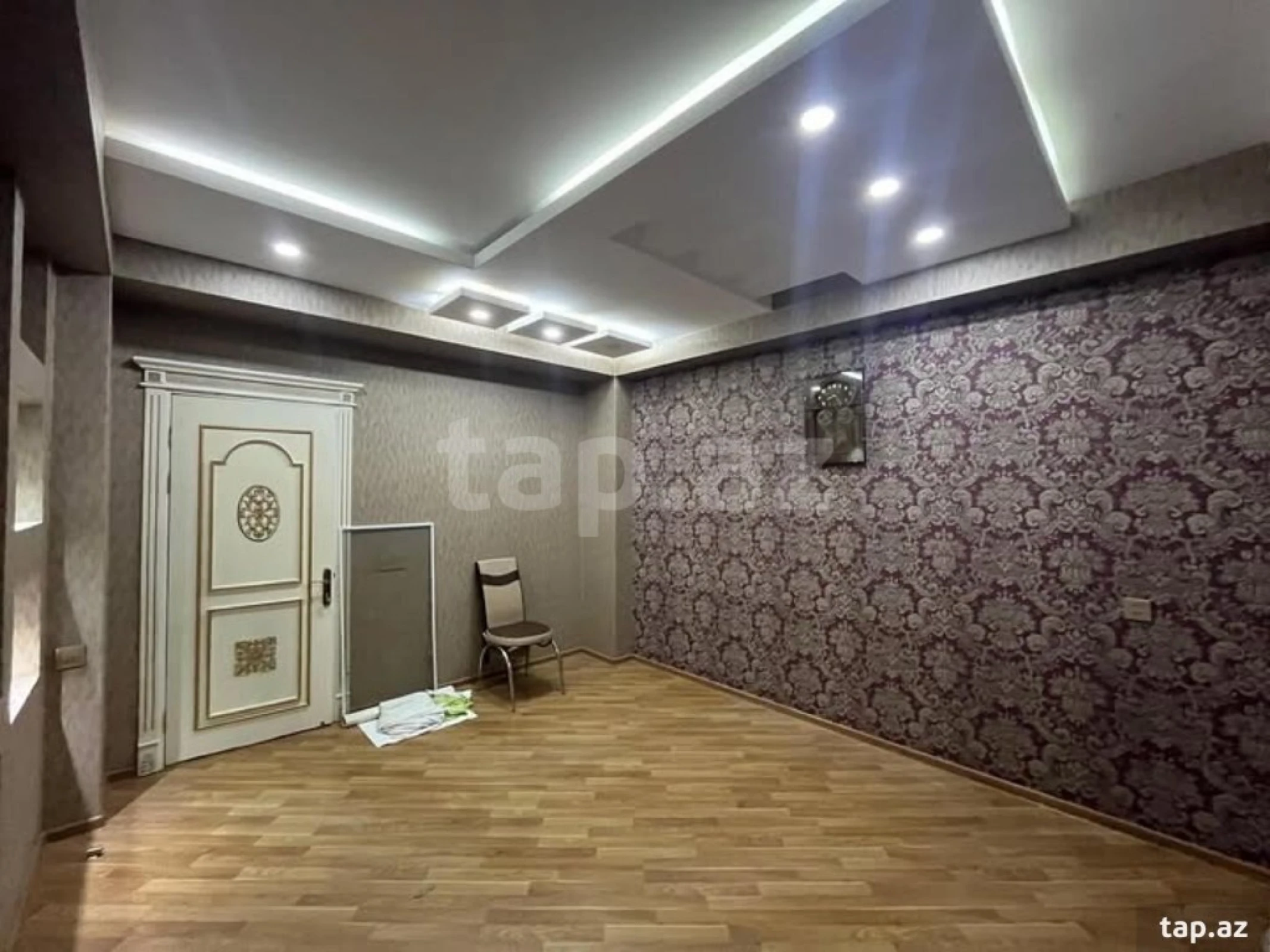 Satılır 3 otaqlı yeni tikili 120 m²
