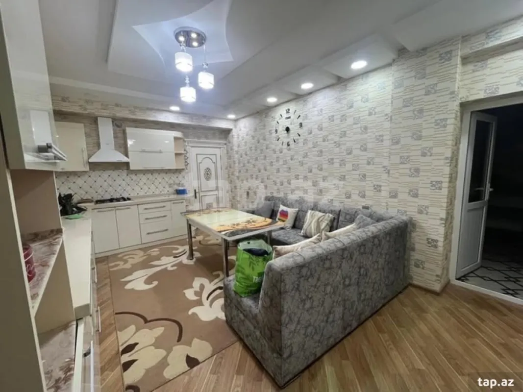 Satılır 3 otaqlı yeni tikili 120 m²