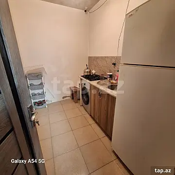 Kirayə verilir 5 otaqlı həyət evi