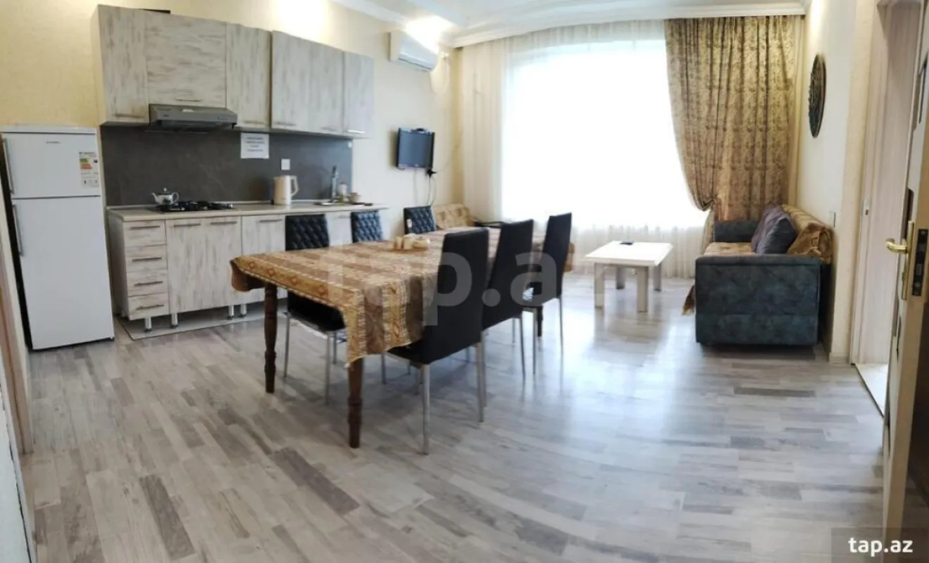 Kirayə verilir 3 otaqlı həyət evi