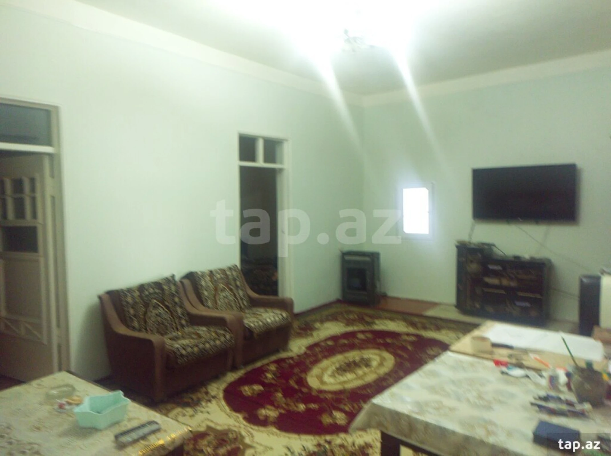 Satılır 6 otaqlı həyət evi