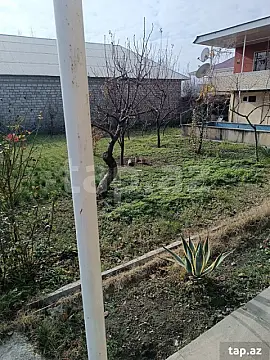 Satılır 6 otaqlı həyət evi 250 m²