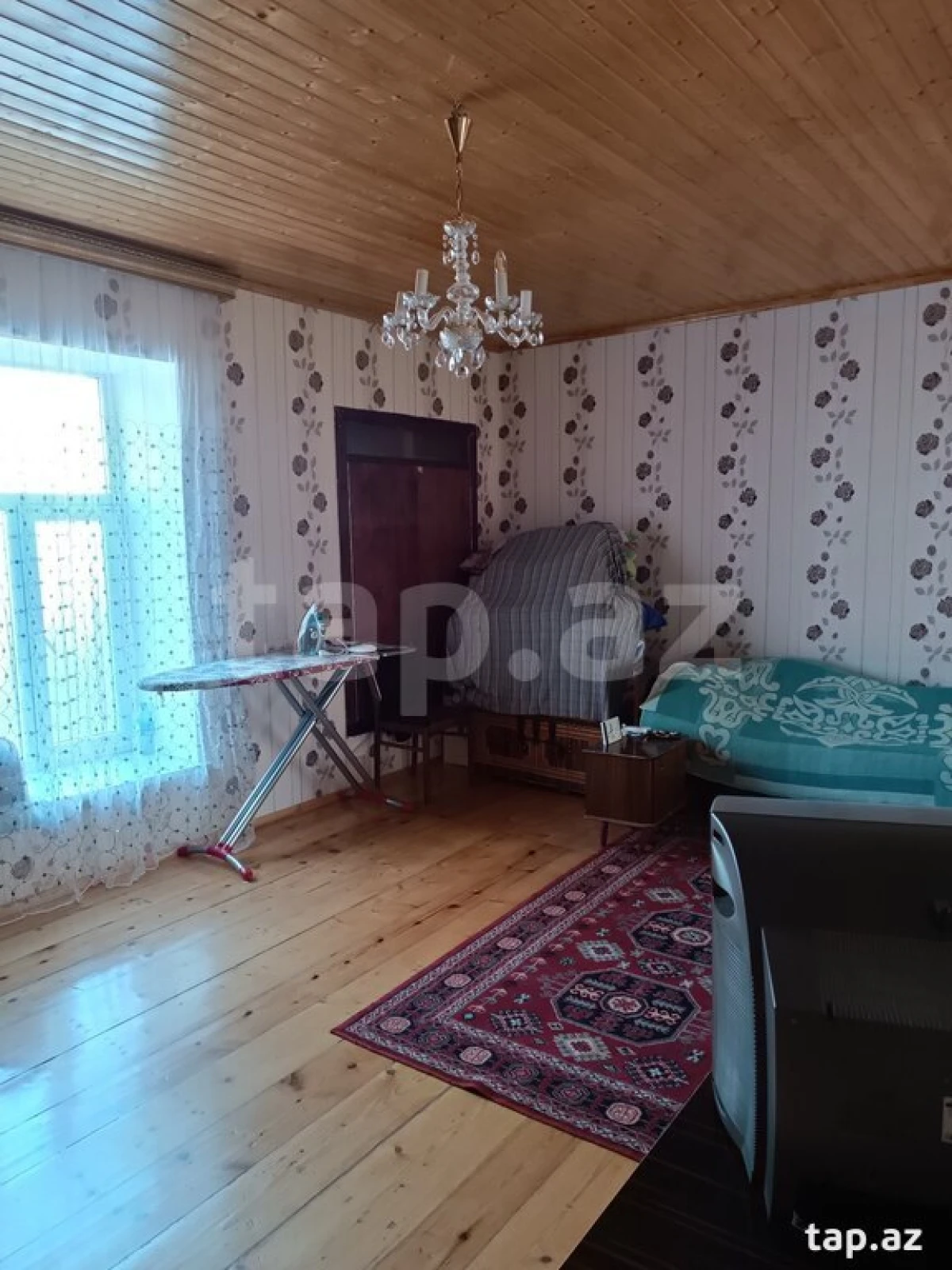 Satılır 6 otaqlı həyət evi 250 m²