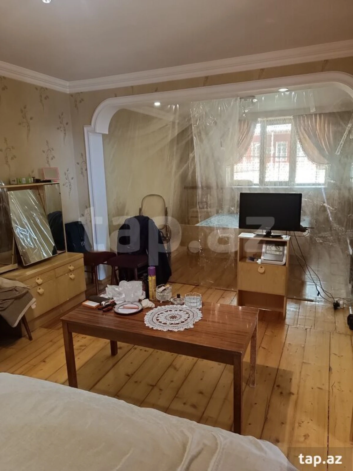 Satılır 6 otaqlı həyət evi 250 m²