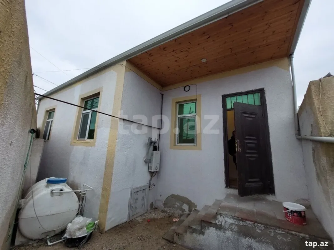 Satılır 3 otaqlı həyət evi