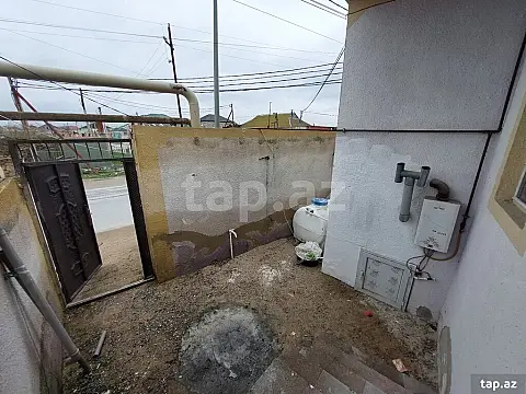 Satılır 3 otaqlı həyət evi