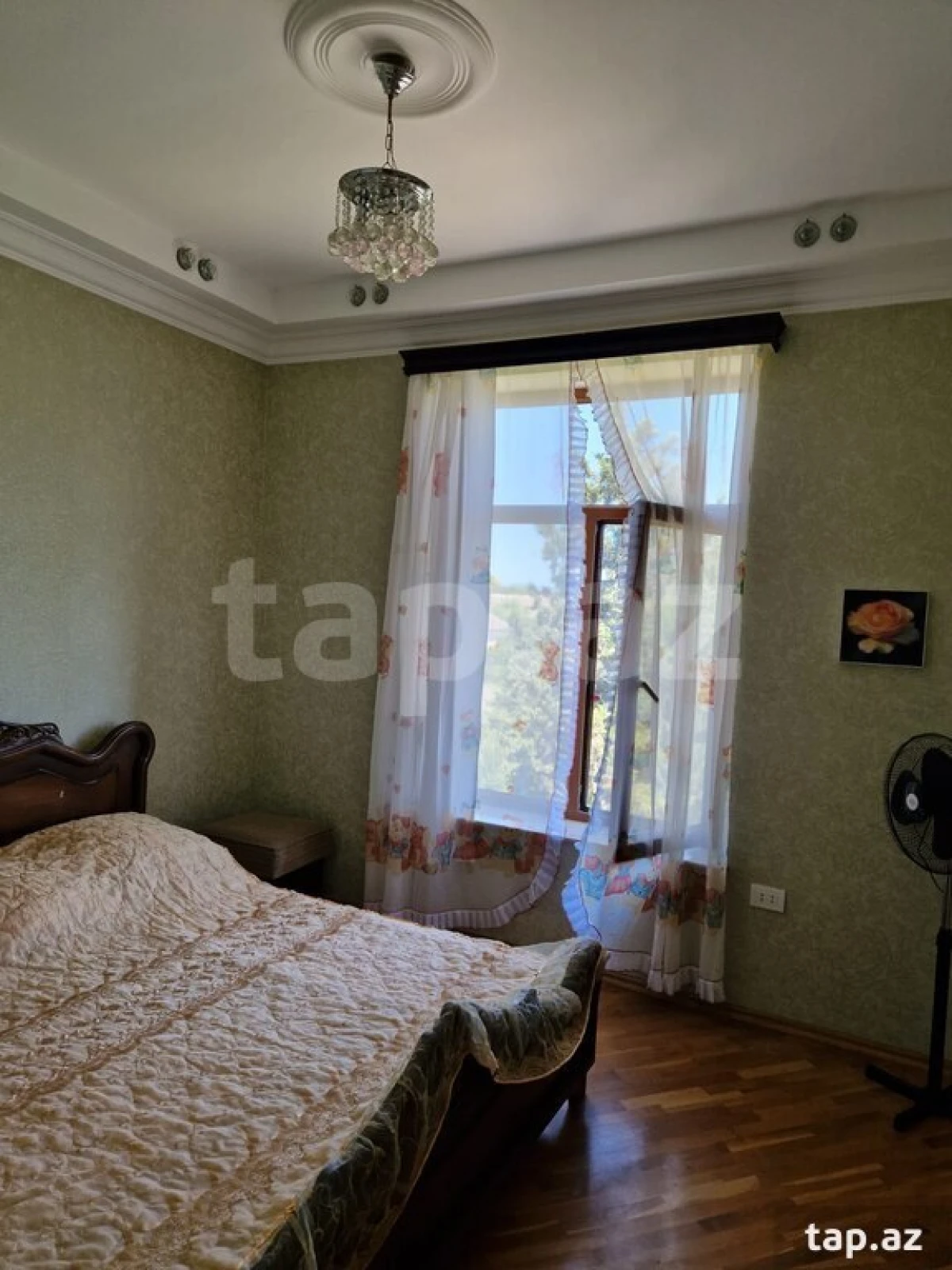 Satılır 4 otaqlı həyət evi