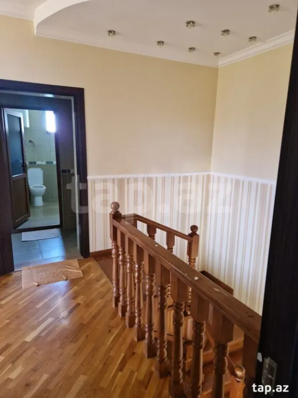 Satılır 4 otaqlı həyət evi