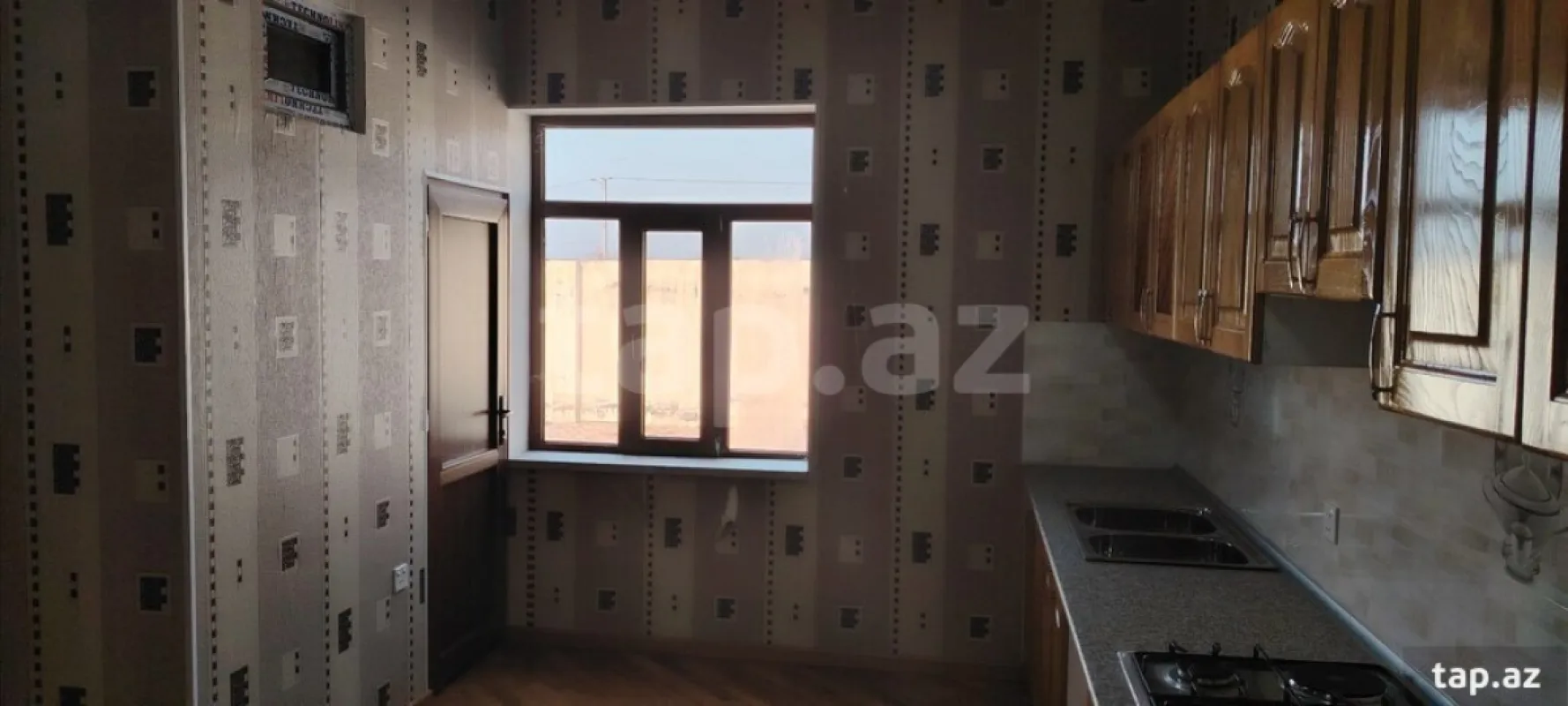 Satılır 4 otaqlı həyət evi 130 m²