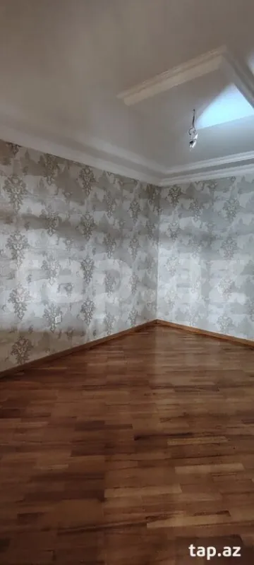 Satılır 4 otaqlı həyət evi 130 m²