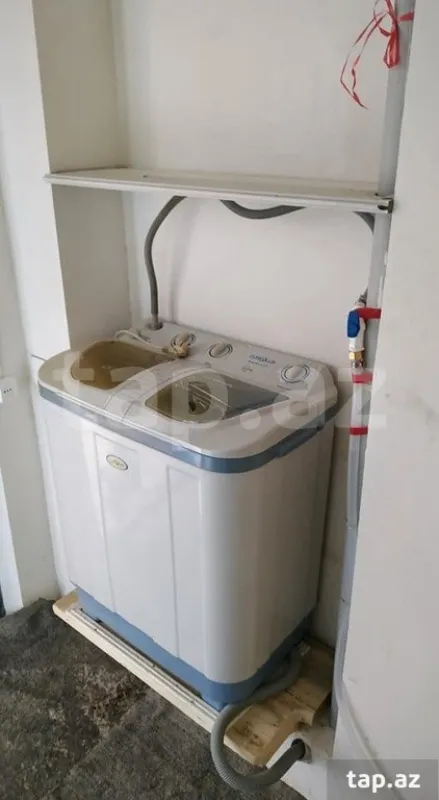 Kirayə verilir 5 otaqlı həyət evi