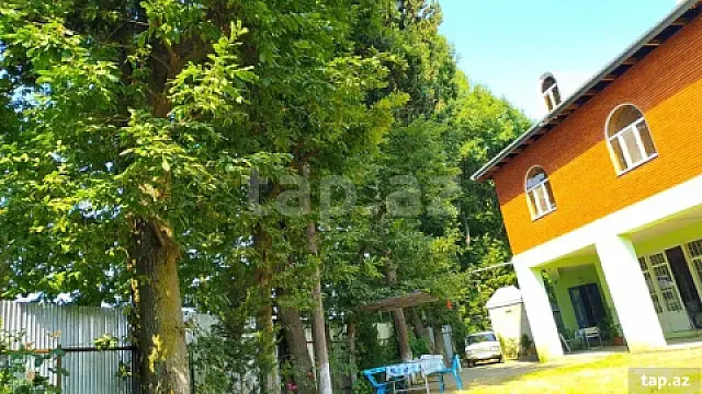 Kirayə verilir 5 otaqlı həyət evi