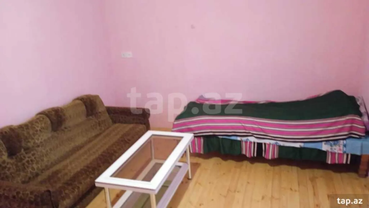 Kirayə verilir 5 otaqlı həyət evi