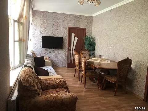 Kirayə verilir 4 otaqlı həyət evi