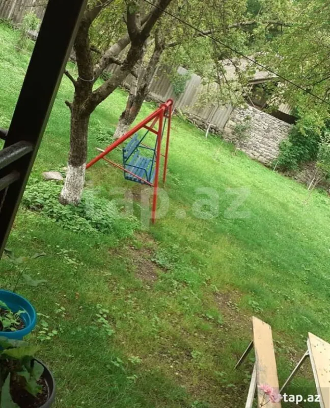 Kirayə verilir 4 otaqlı həyət evi