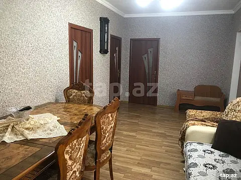 Kirayə verilir 4 otaqlı həyət evi