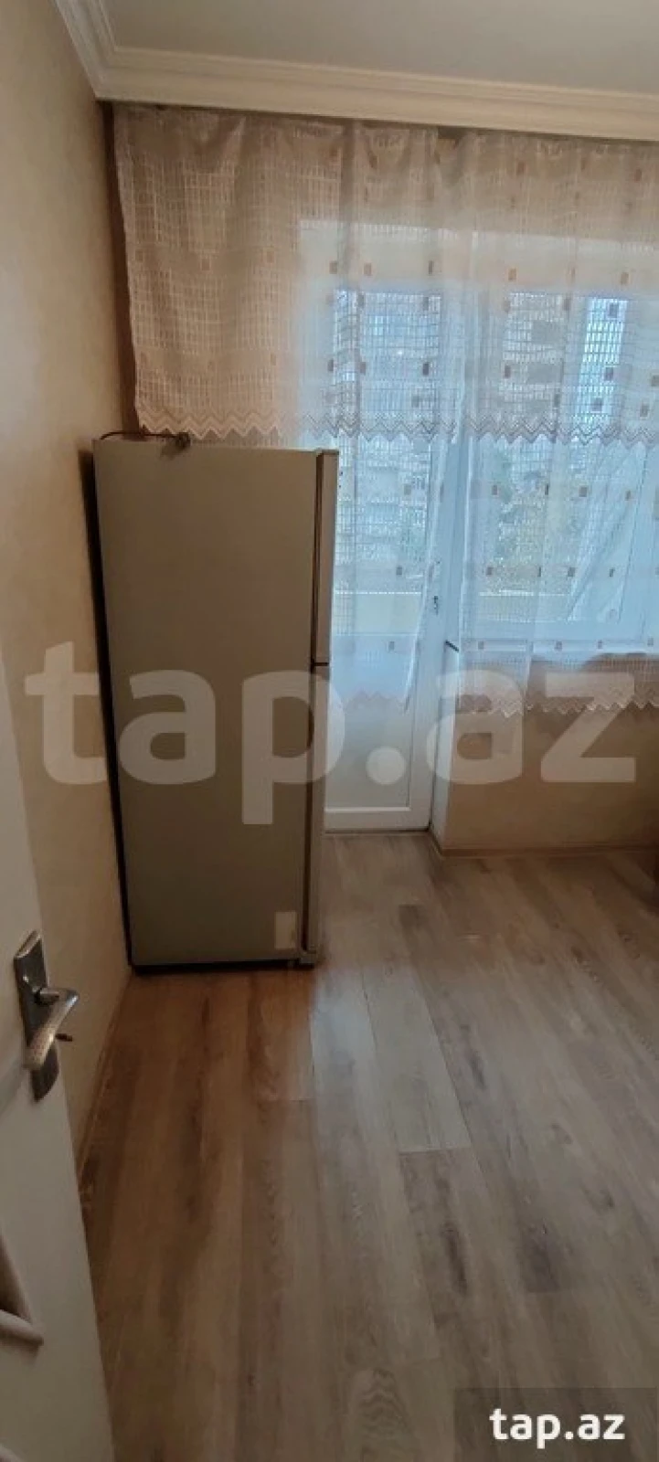 Kirayə verilir 4 otaqlı mənzil 100 m²