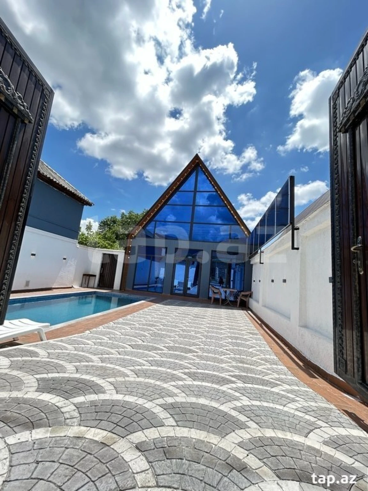 Satılır 3 otaqlı həyət evi