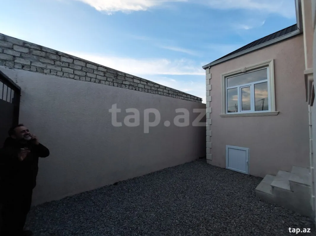 Satılır 3 otaqlı həyət evi