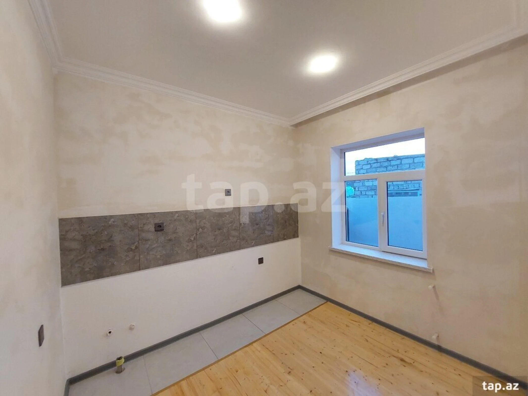 Satılır 3 otaqlı həyət evi