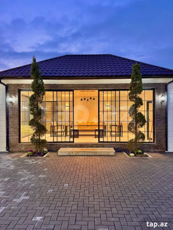 Satılır 6 otaqlı həyət evi