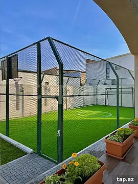 Satılır 6 otaqlı həyət evi