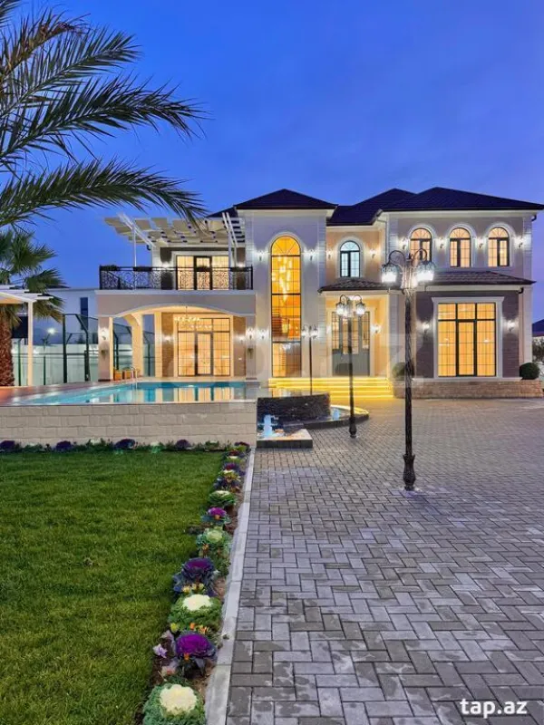 Satılır 6 otaqlı həyət evi