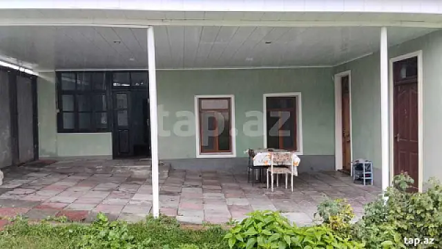 Satılır 3 otaqlı həyət evi 100 m²