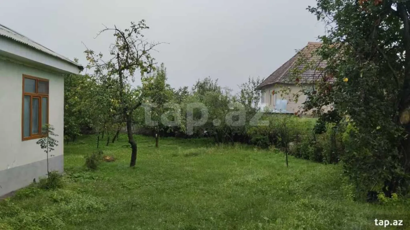 Satılır 3 otaqlı həyət evi 100 m²