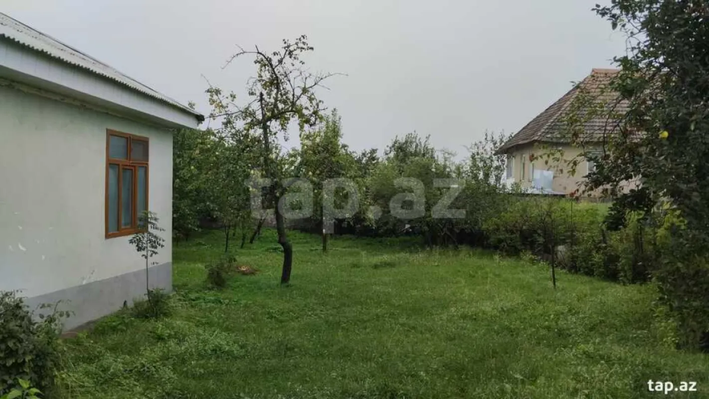 Satılır 3 otaqlı həyət evi 100 m²