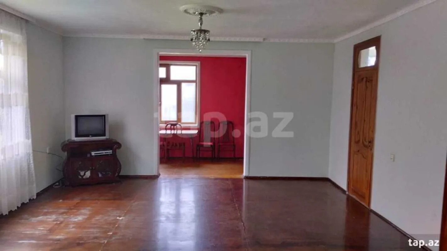 Satılır 3 otaqlı həyət evi 100 m²