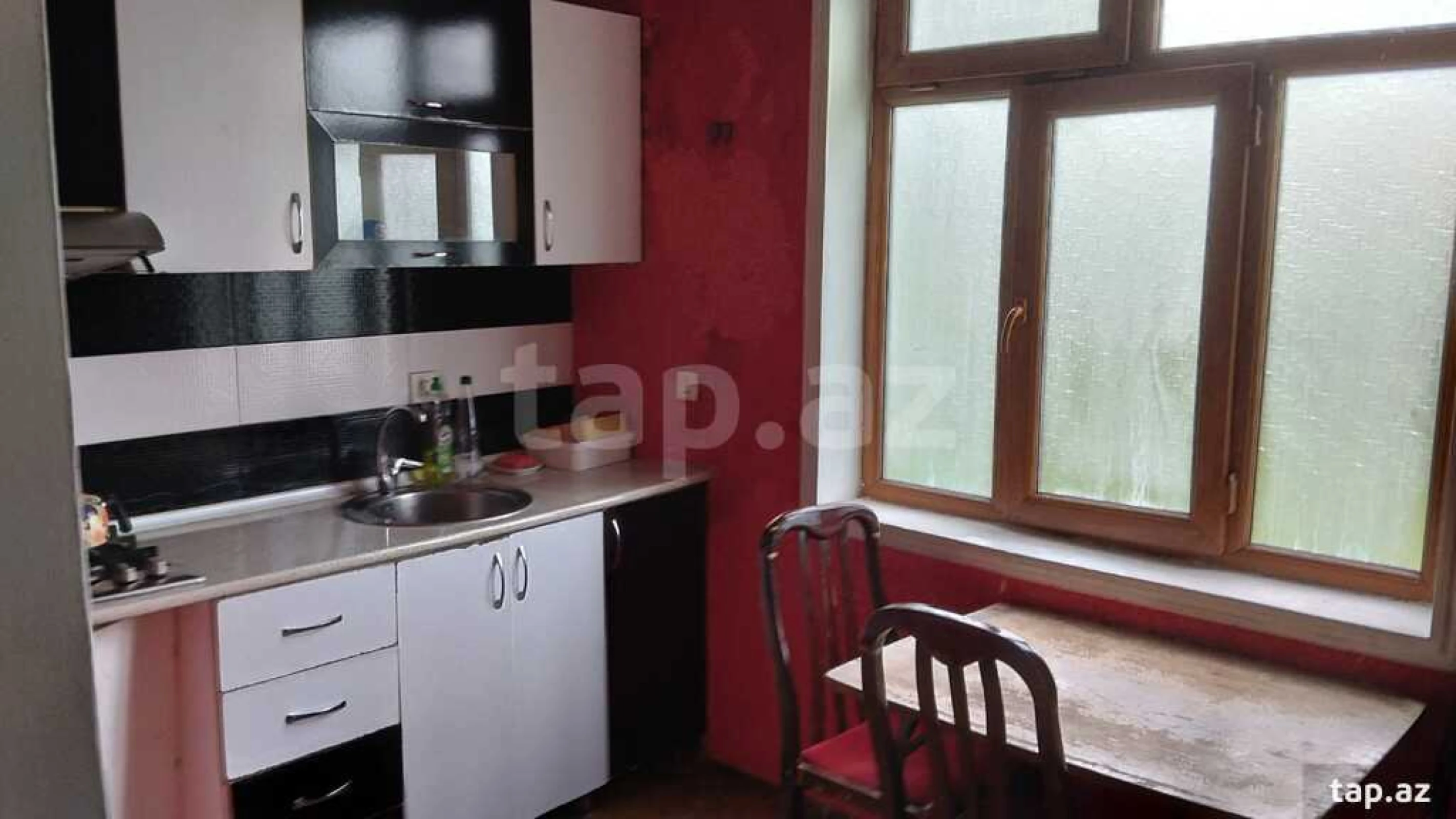 Satılır 3 otaqlı həyət evi 100 m²