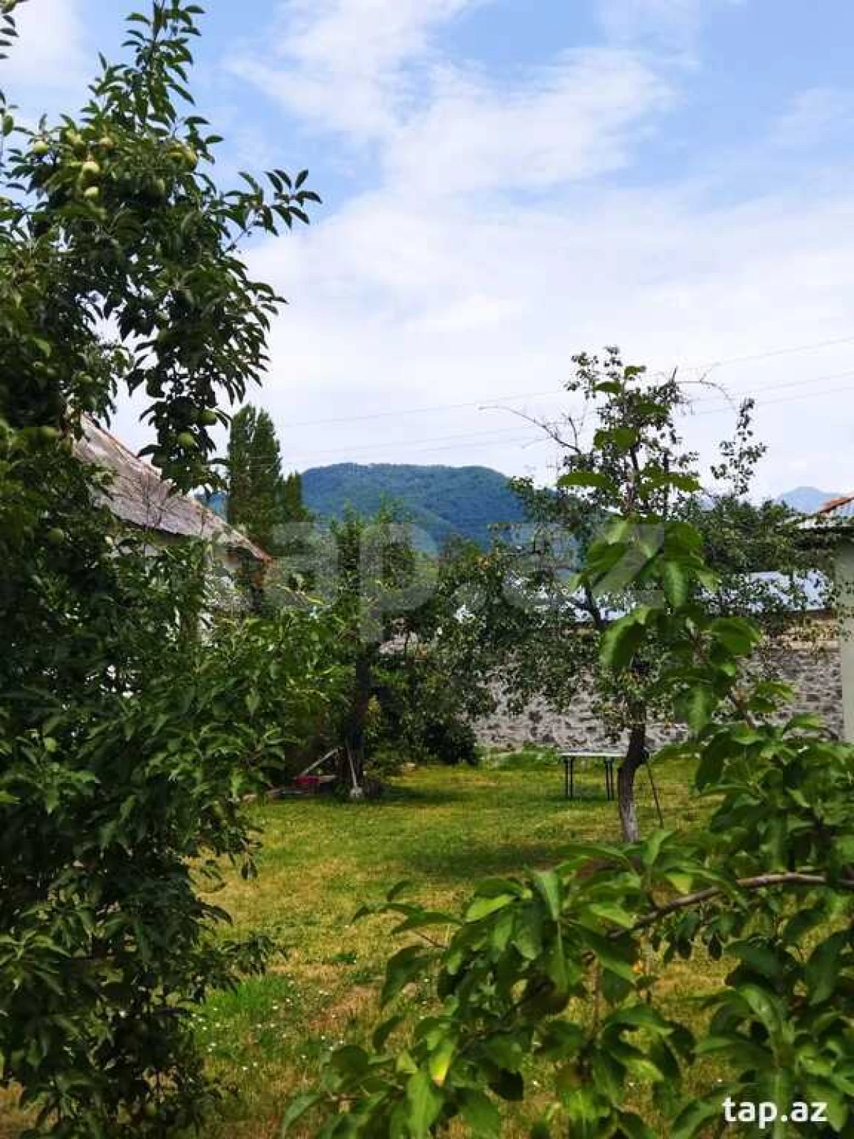 Satılır 3 otaqlı həyət evi 100 m²