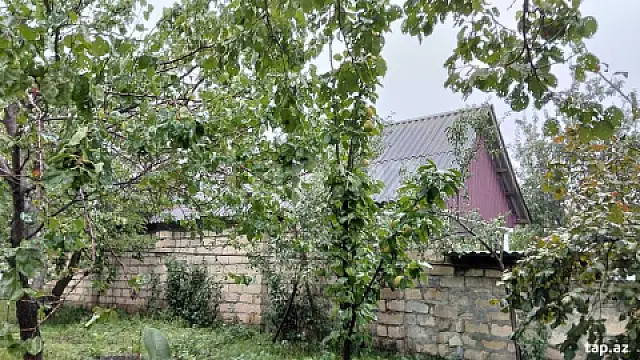Satılır 3 otaqlı həyət evi 100 m²