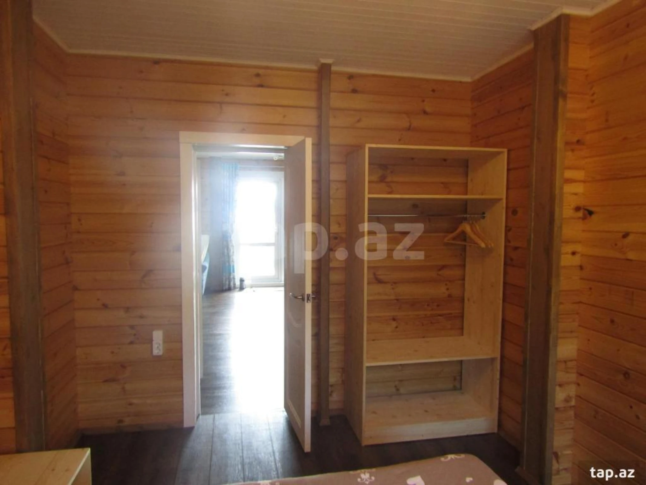 Kirayə verilir 4 otaqlı həyət evi