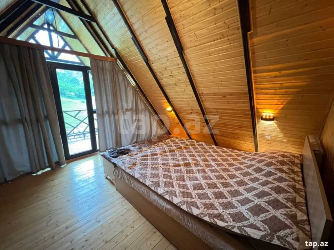 Kirayə verilir 4 otaqlı həyət evi