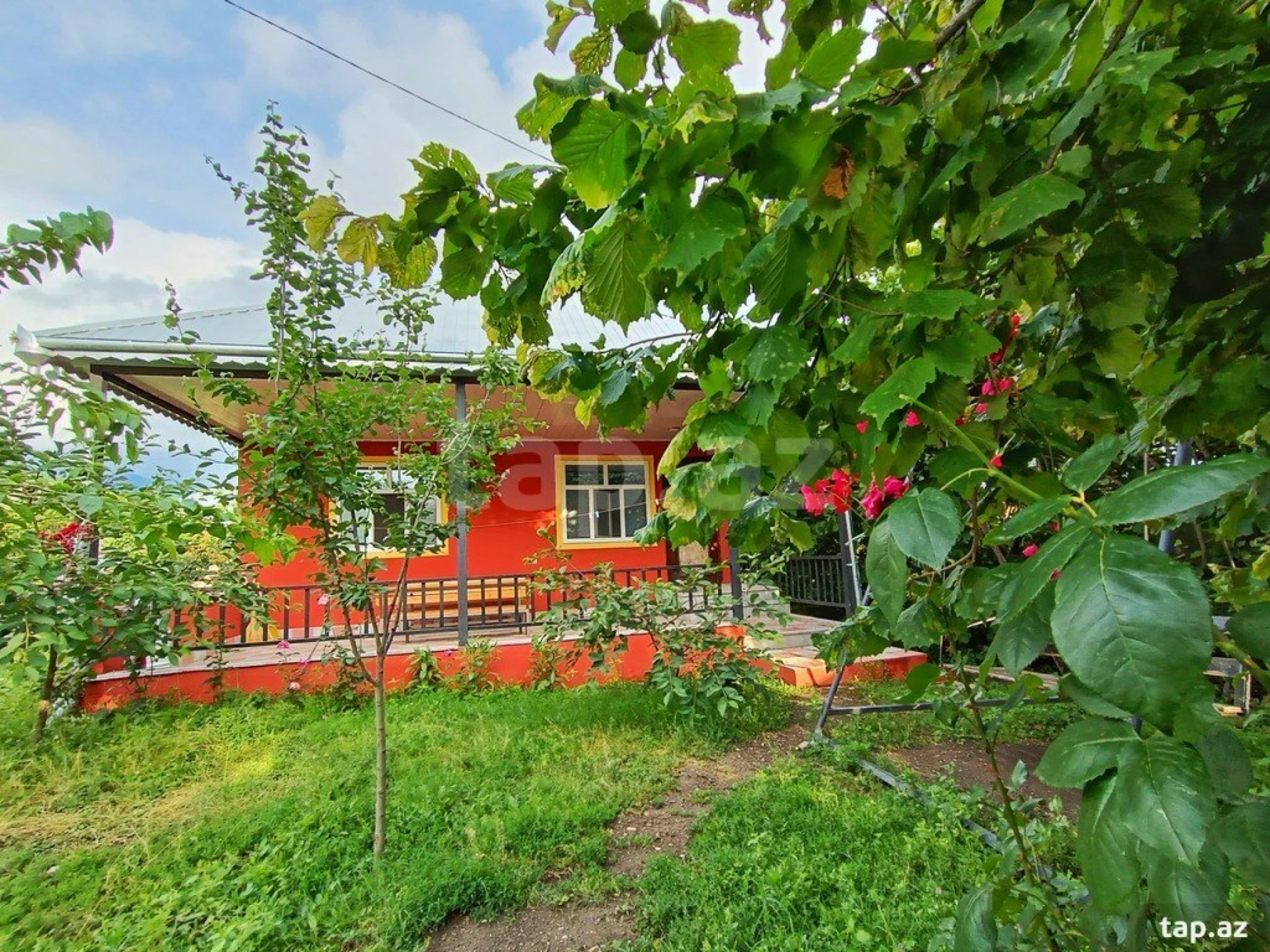 Kirayə verilir 3 otaqlı həyət evi 100 m²