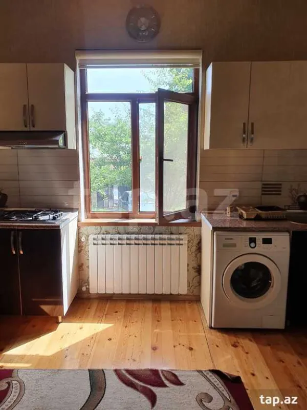 Kirayə verilir 3 otaqlı həyət evi