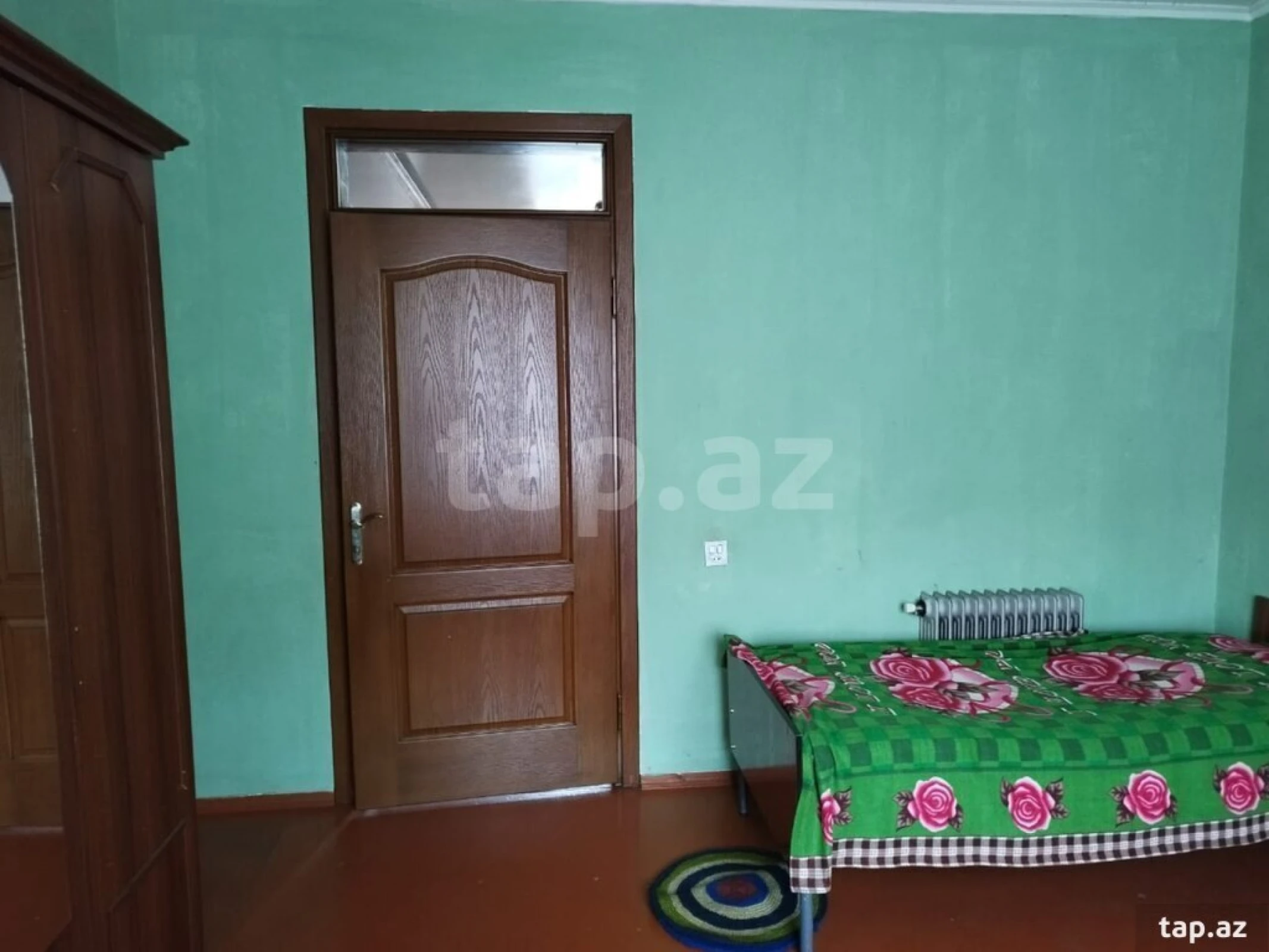 Satılır 4 otaqlı həyət evi 240 m²