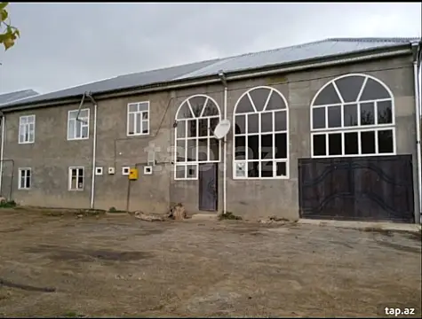 Satılır 4 otaqlı həyət evi 240 m² — Gədəbəy 4 otaq 240.00 m²