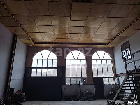 Satılır 4 otaqlı həyət evi 240 m²