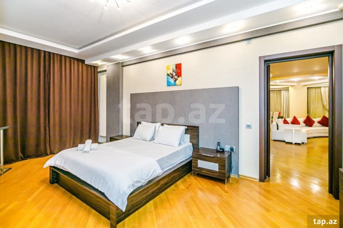 Kirayə verilir 4 otaqlı yeni tikili 200 m²