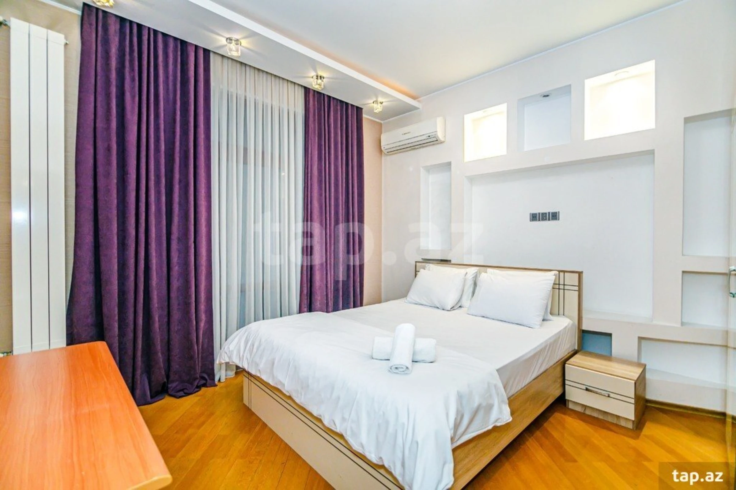 Kirayə verilir 4 otaqlı yeni tikili 200 m²