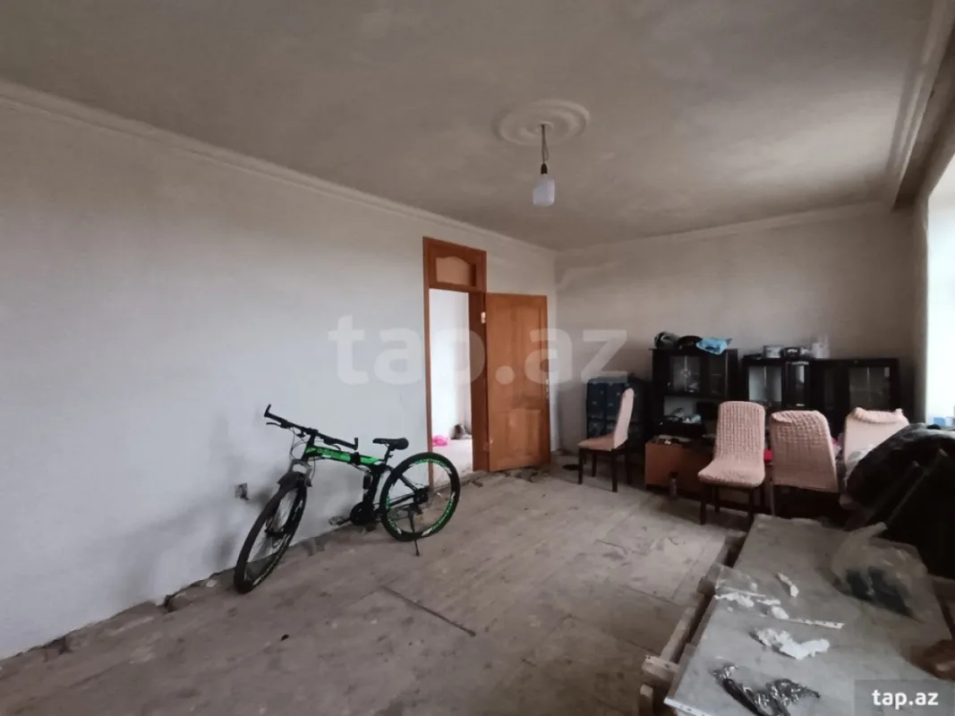 Satılır 6 otaqlı həyət evi 120 m²