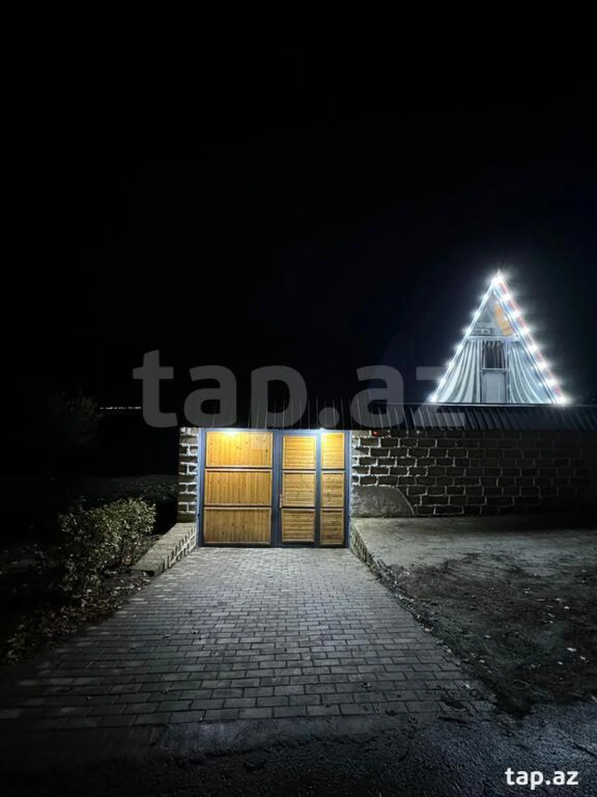 Kirayə verilir 4 otaqlı həyət evi